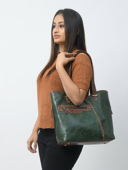 Handbags Golden Stone Work Ladies Handbag, 300g, Size: Big Size at Rs  200/piece in New Delhi